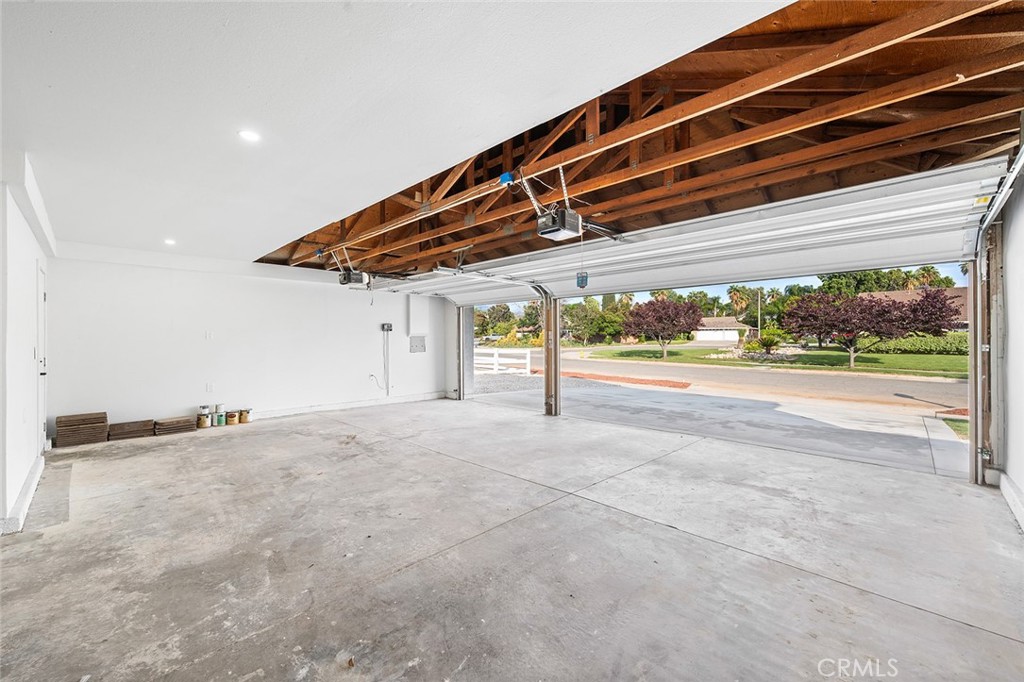 1563 Gary Lane Property Photo 43