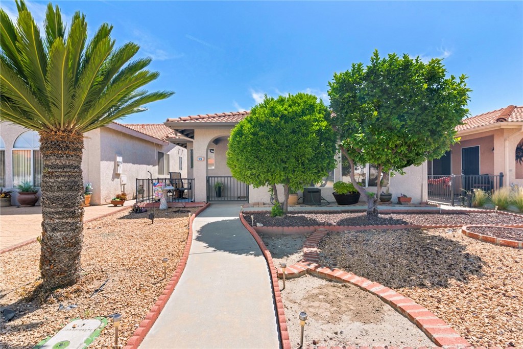 1076 Encanto Drive Property Photo 1