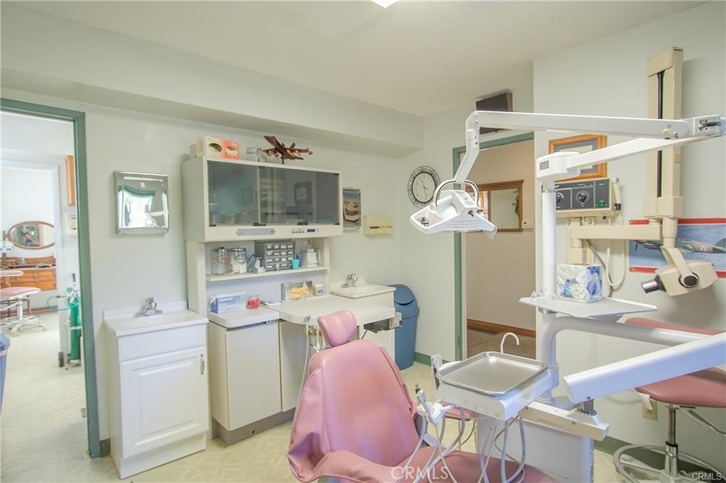 28906 Hook Creek Road Property Photo 6