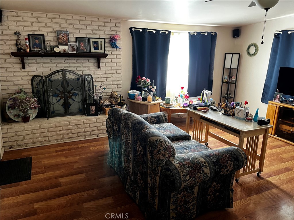 7887 Kempster Avenue Property Photo 5