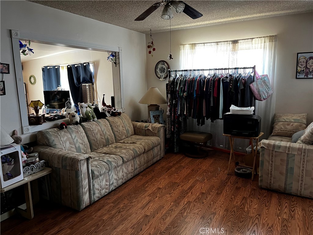 7887 Kempster Avenue Property Photo 6