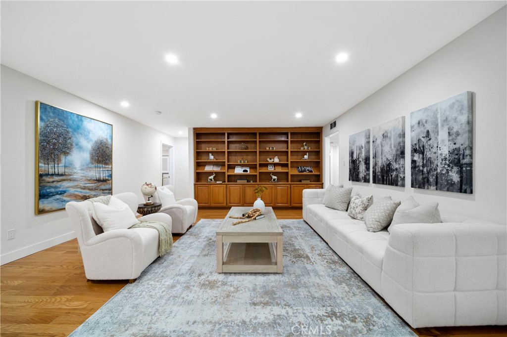 2545 Scenic Ridge Drive Property Photo 8