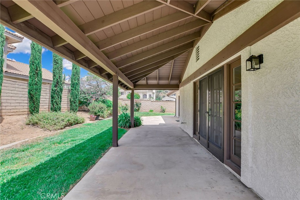 5697 Los Robles Property Photo 35