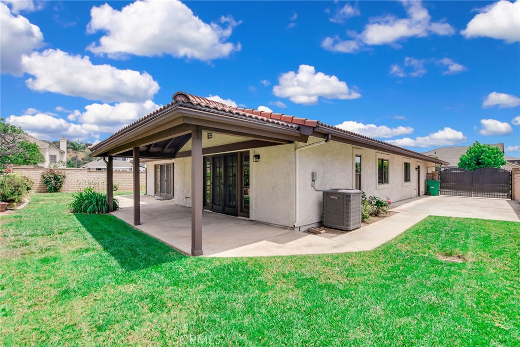 5697 Los Robles Property Photo 36