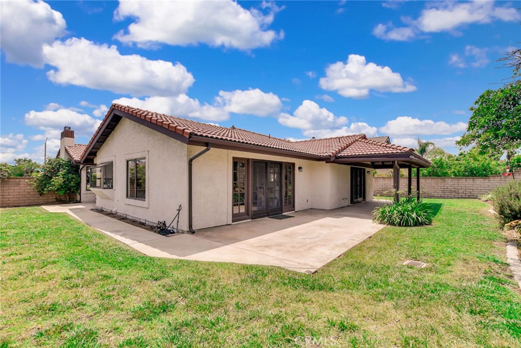 5697 Los Robles Property Photo 38