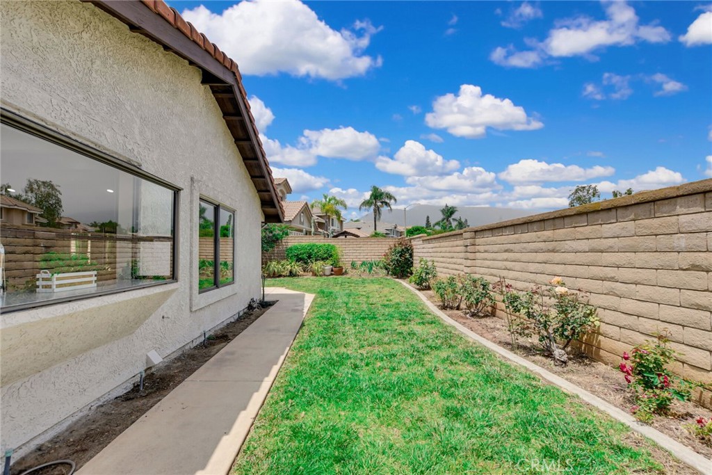 5697 Los Robles Property Photo 40