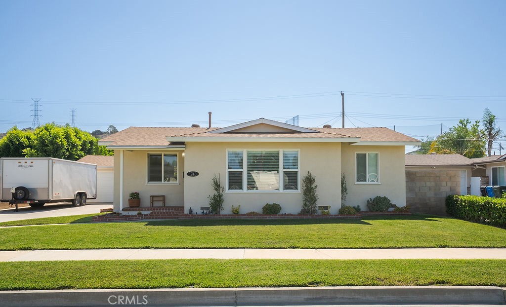 1240 S Washington Ave Property Photo 1