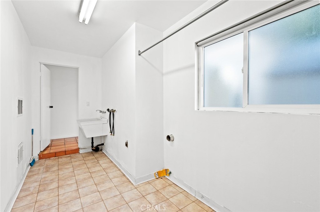 153 Underhill Drive Property Photo 27