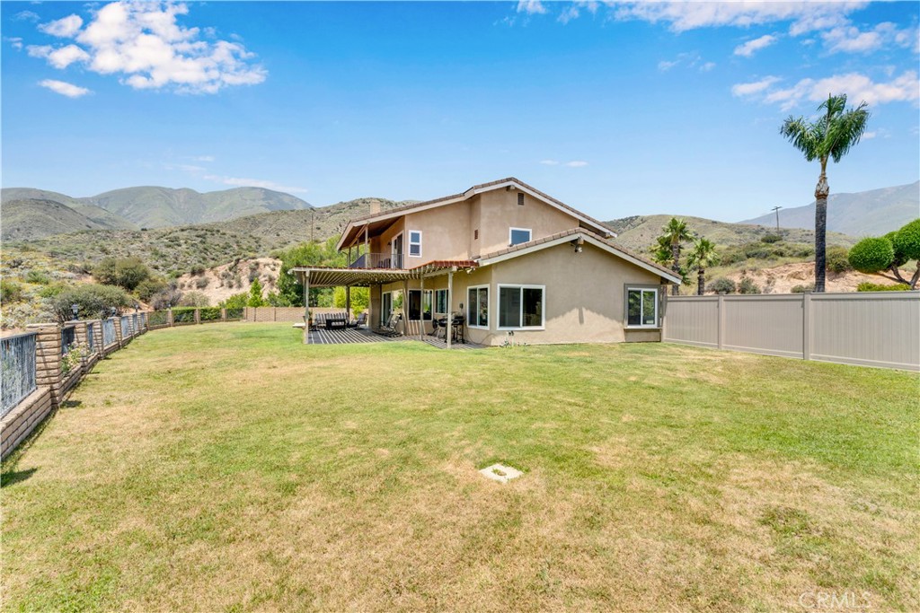 3074 Mountain Top Drive Property Photo 32