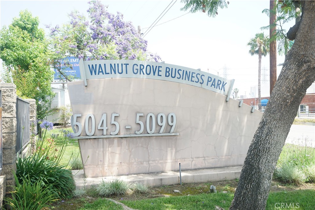 5055 Walnut Grove Avenue Property Photo 10