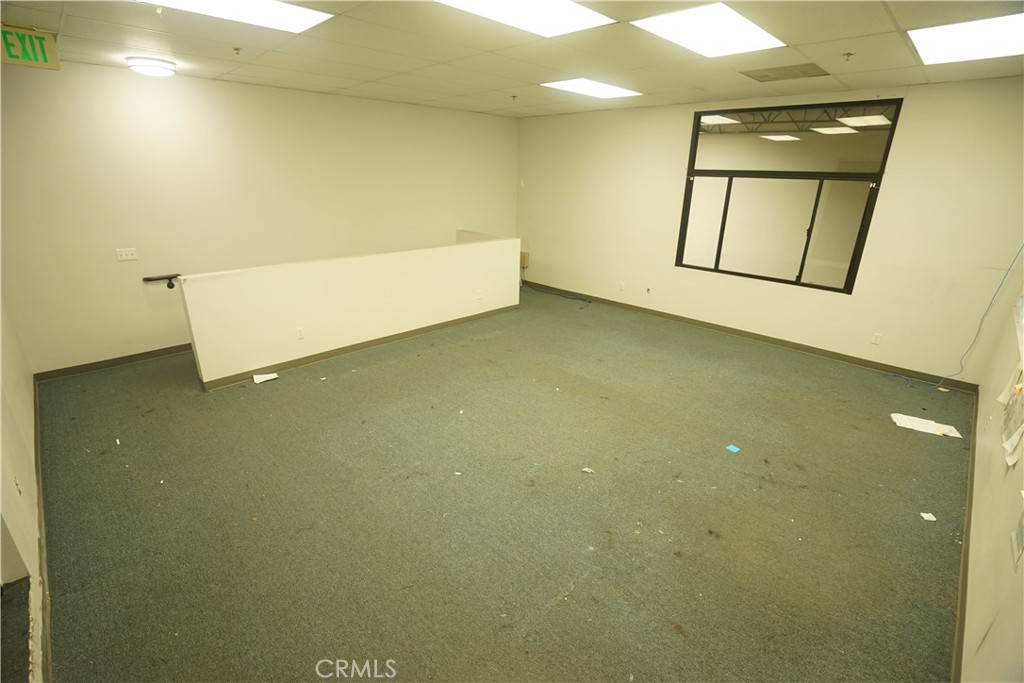 5053 Walnut Grove Avenue Property Photo 7