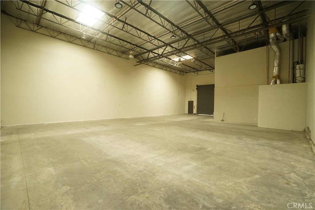 5053 Walnut Grove Avenue Property Photo 9
