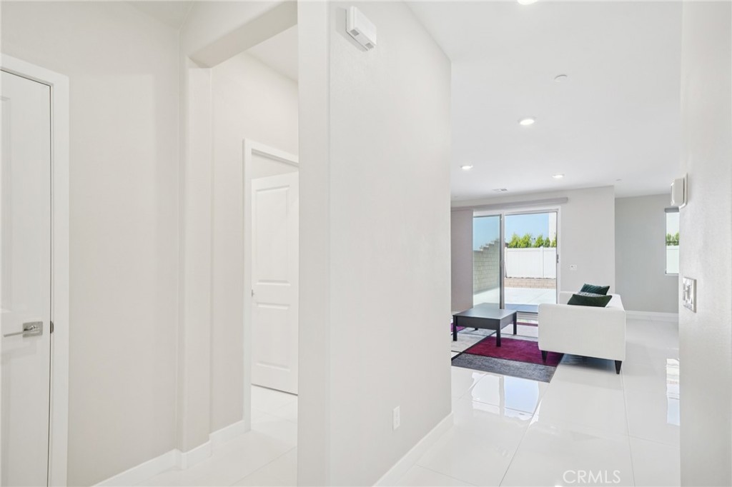 16773 Grapefruit Lane Property Photo 5