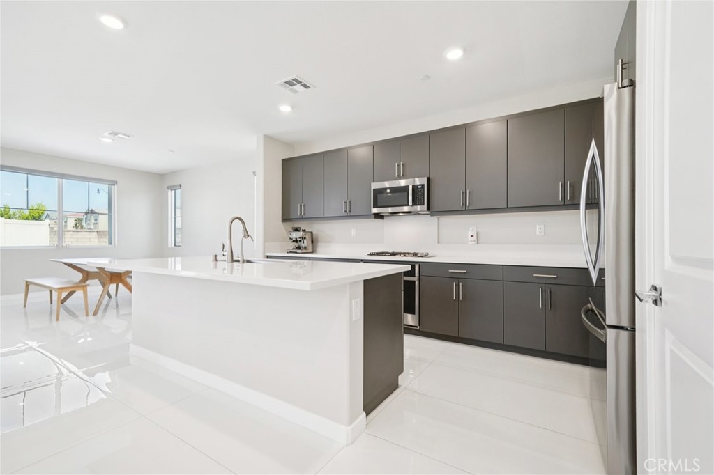 16773 Grapefruit Lane Property Photo 13