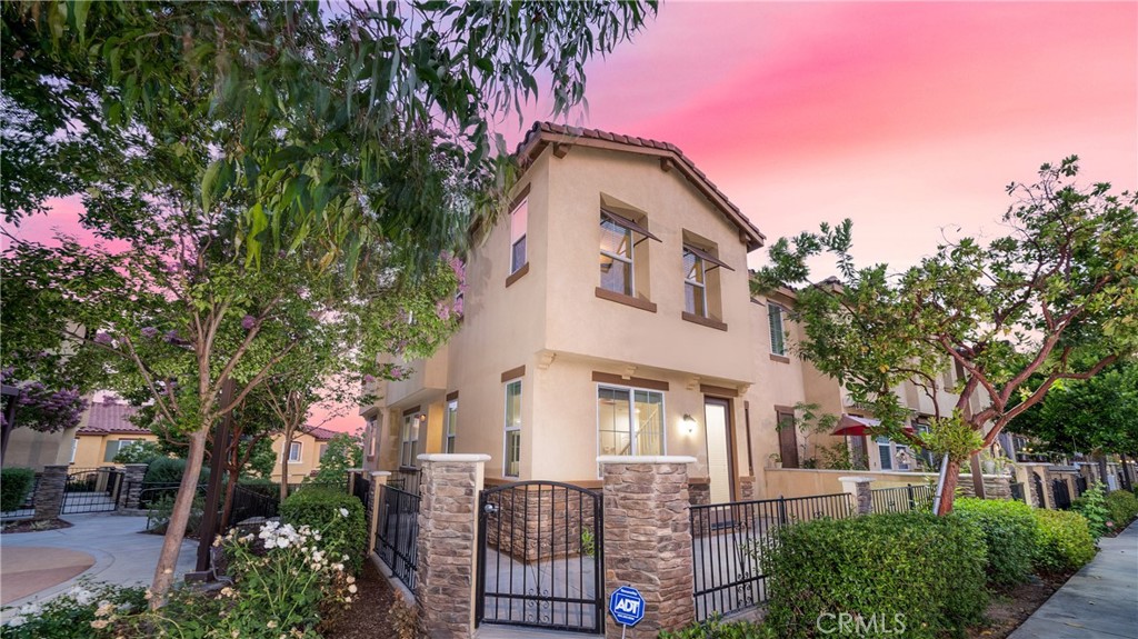 8022 Cresta Bella Road Property Photo 1