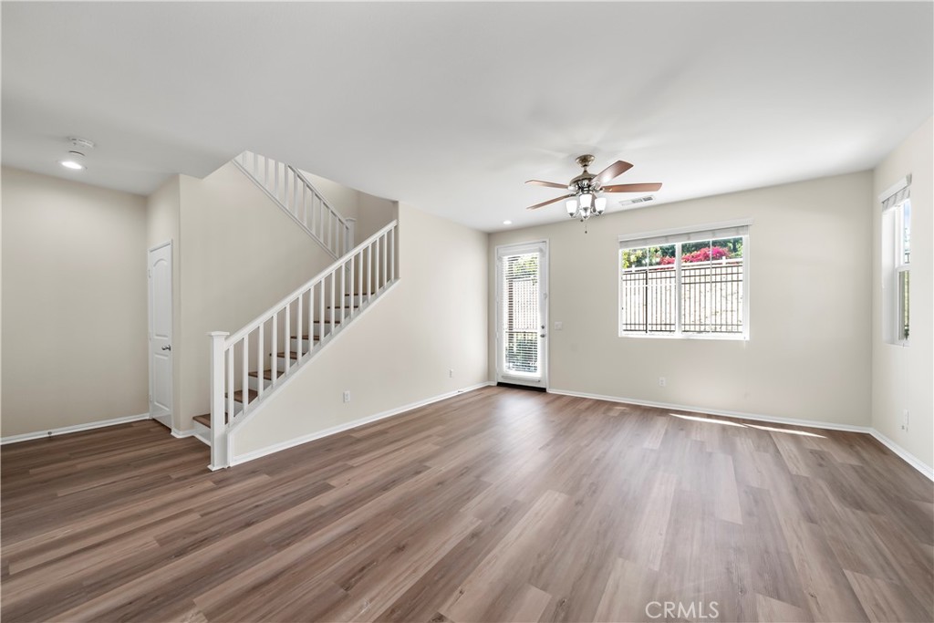 8022 Cresta Bella Road Property Photo 3