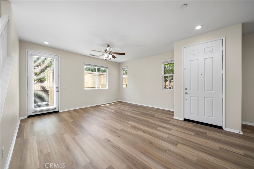 8022 Cresta Bella Road Property Photo 4