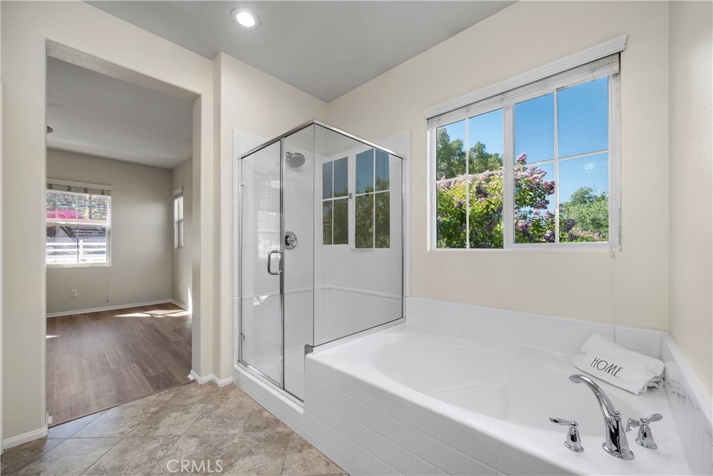 8022 Cresta Bella Road Property Photo 20