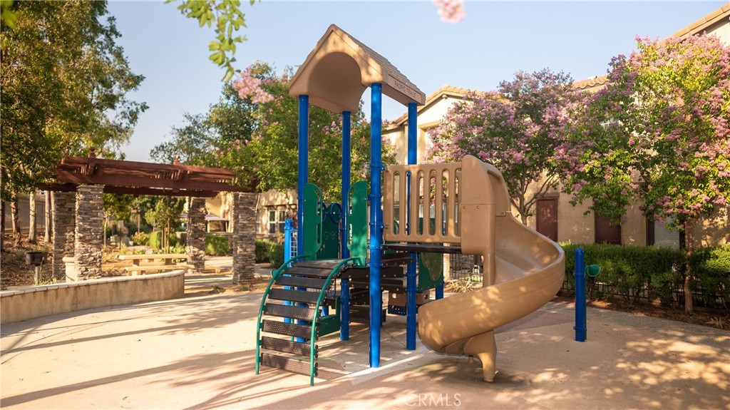 8022 Cresta Bella Road Property Photo 49