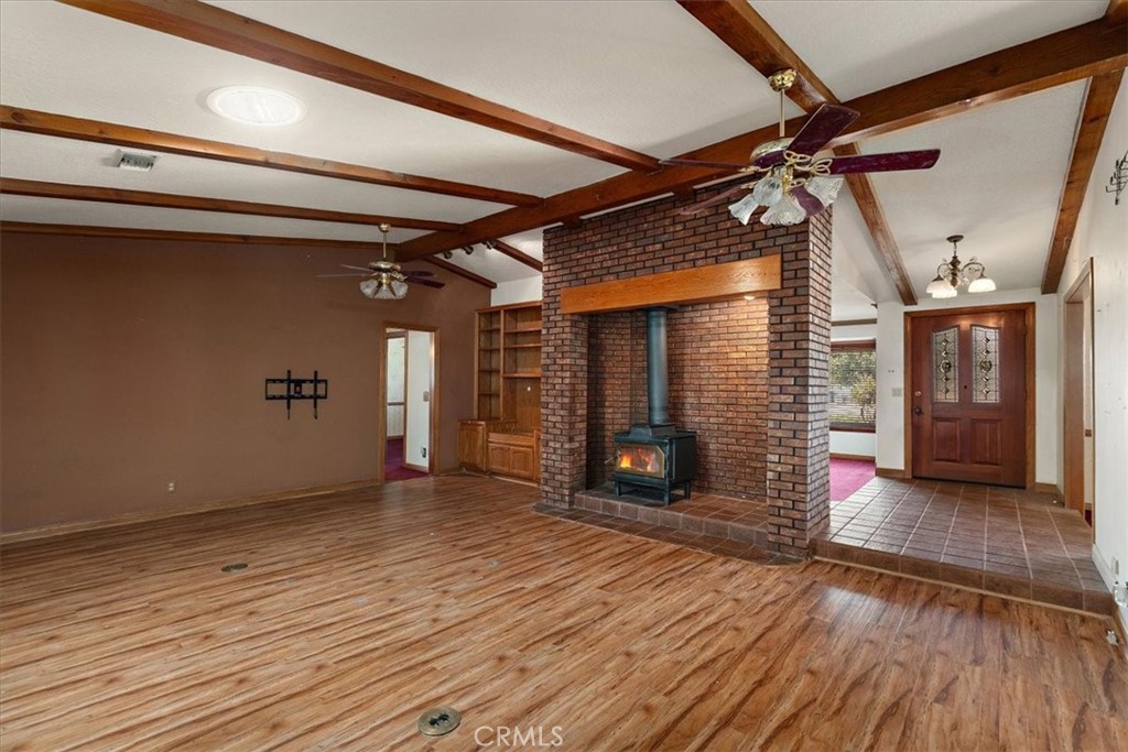 17537 Main Street Property Photo 14
