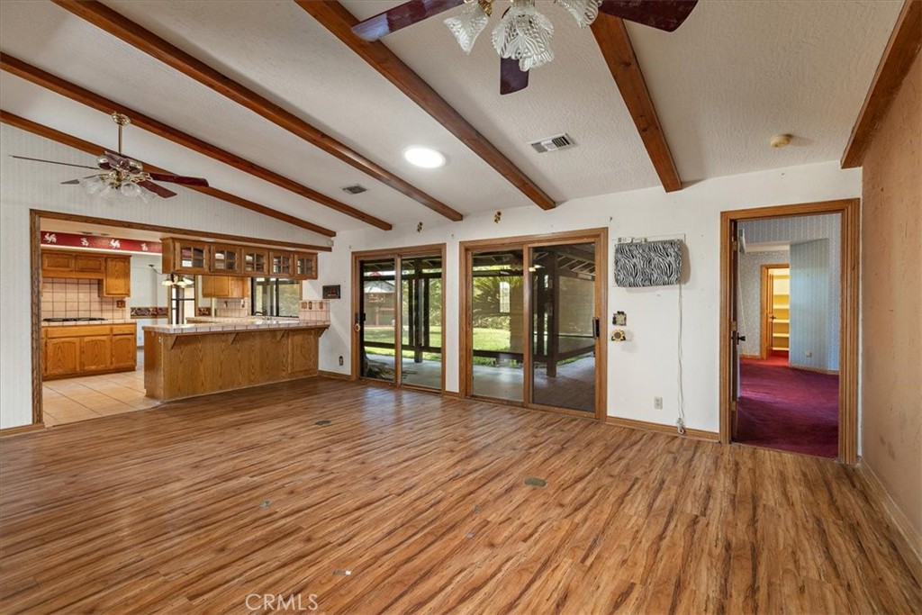 17537 Main Street Property Photo 16