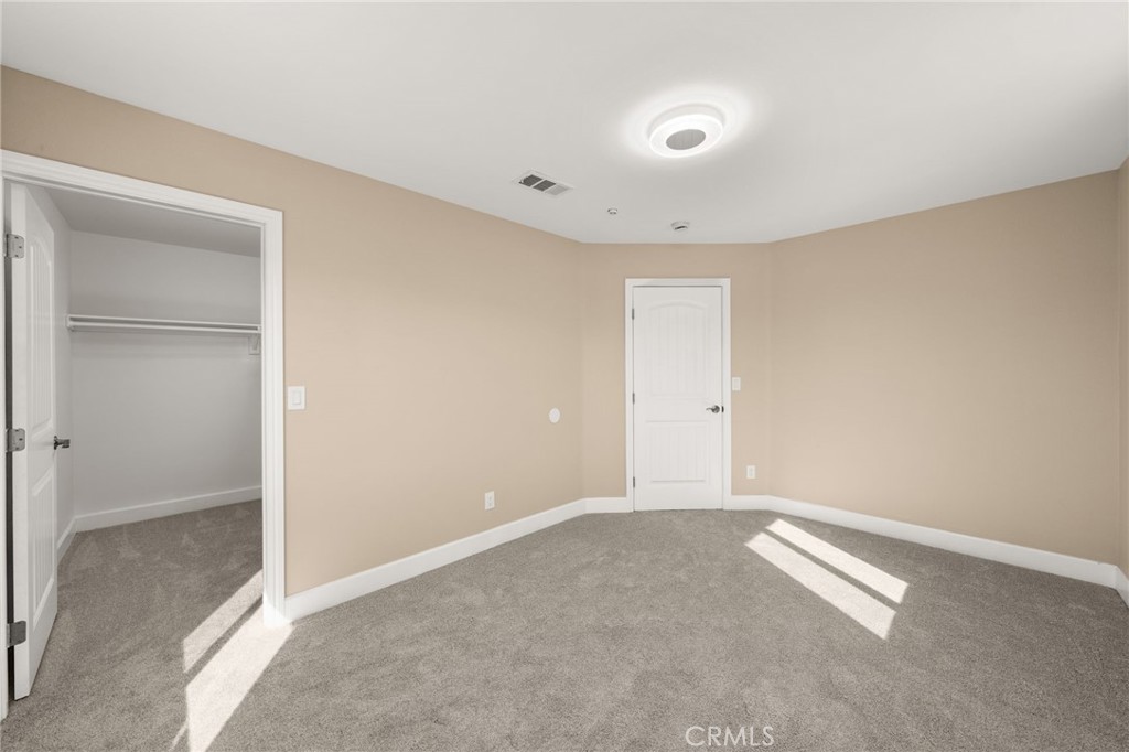 565 N Meridian Avenue Property Photo 25
