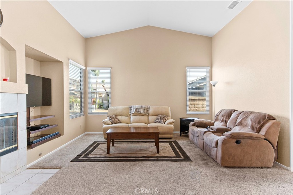 12064 Ponderosa Court Property Photo 4