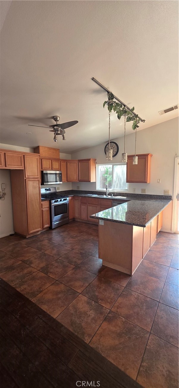 839 N Allen Street Property Photo 10