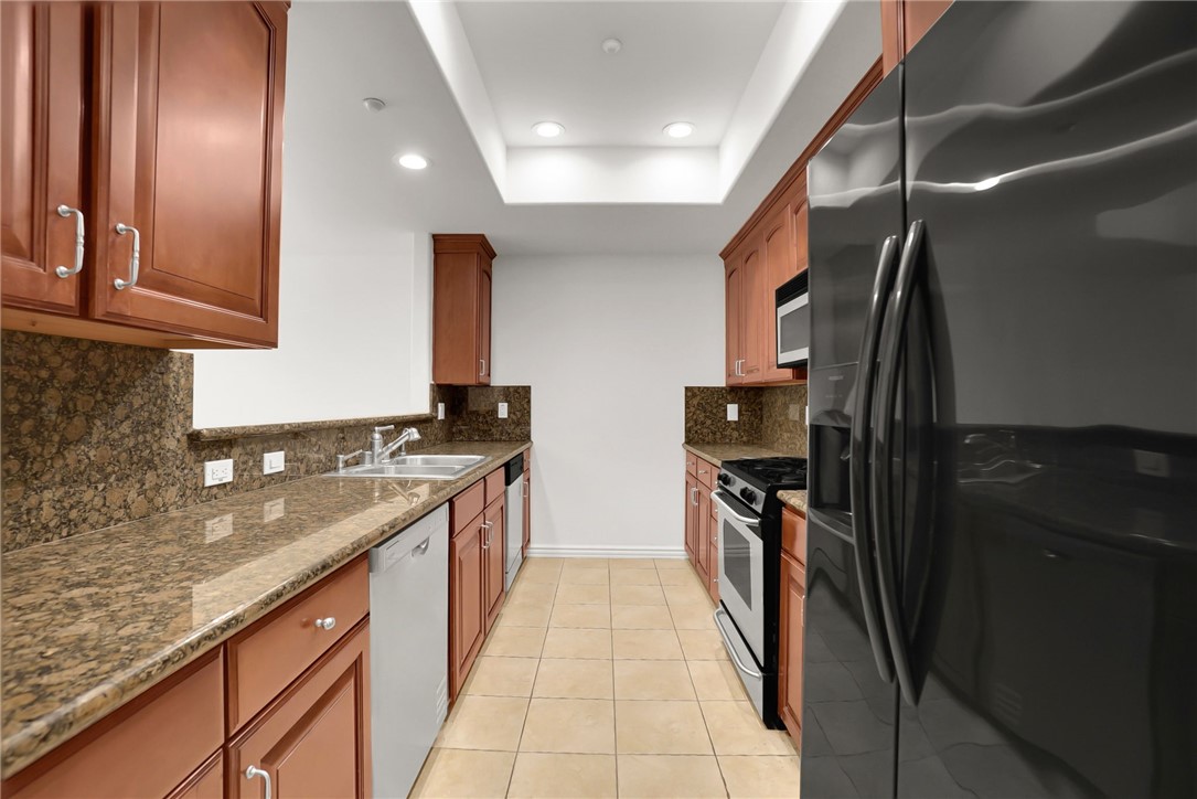 8555 Cashio Street 203 Property Photo 18