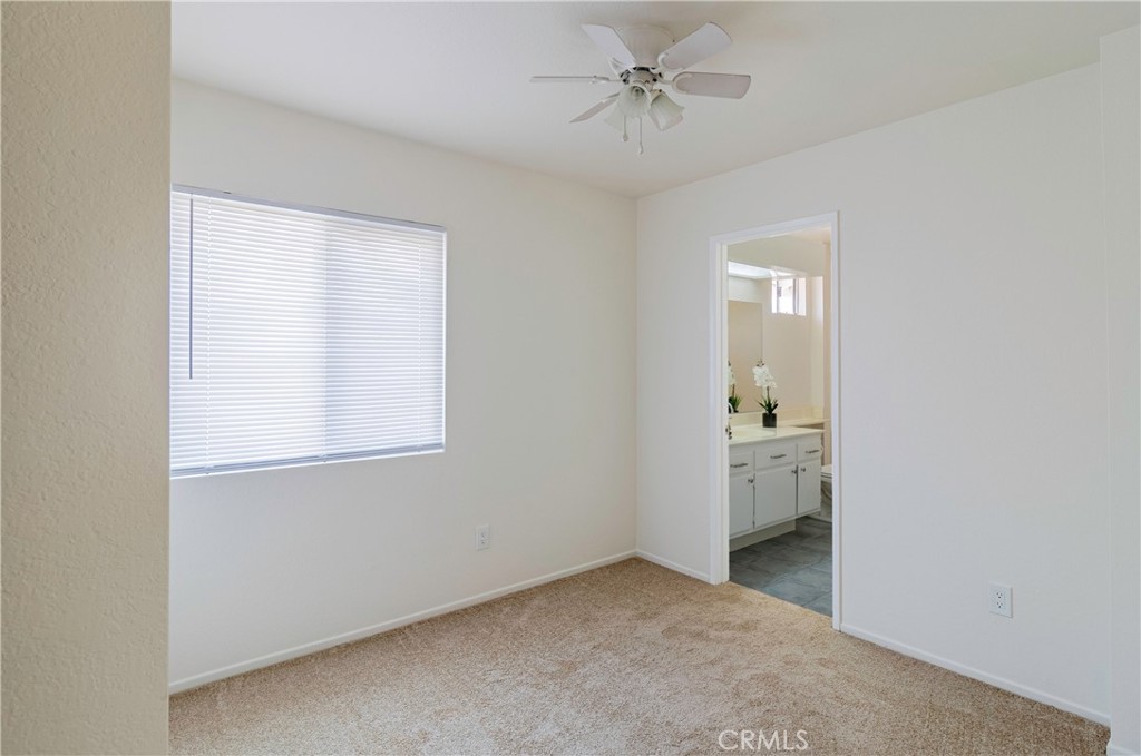 1534 W Summerset Drive Property Photo 17