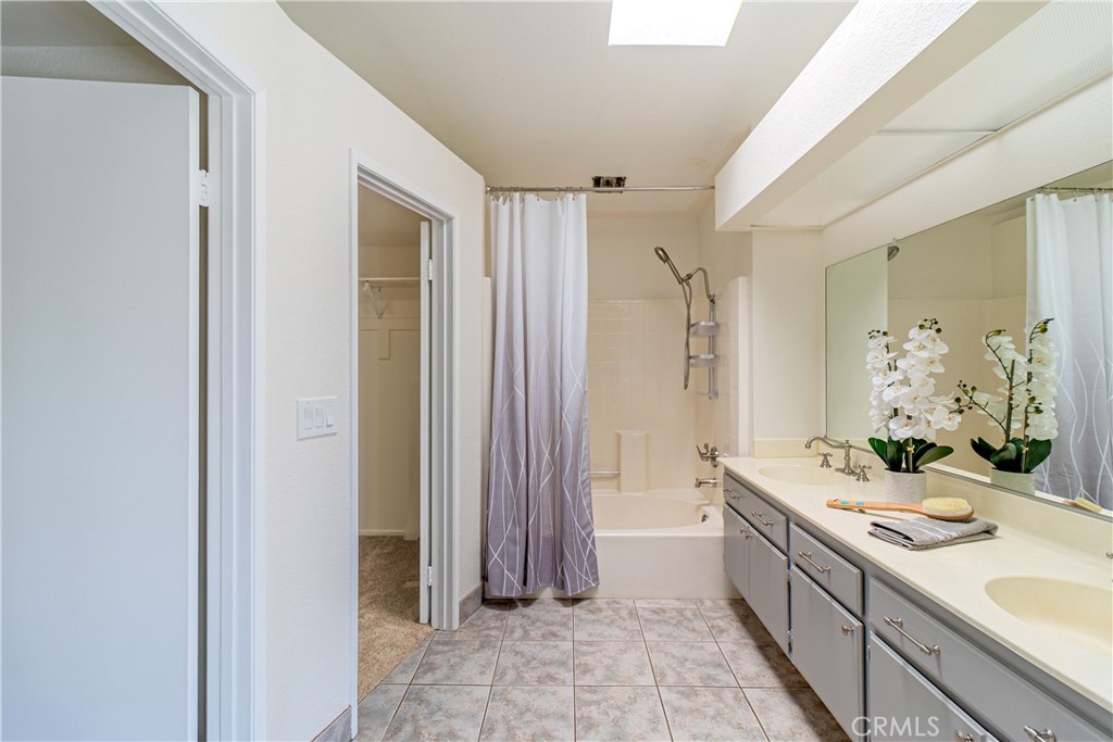 1534 W Summerset Drive Property Photo 22