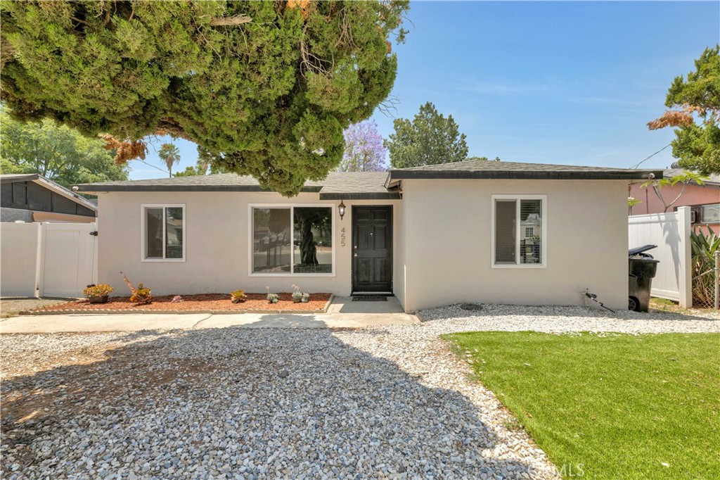 455 E Wilson Street Property Photo 1