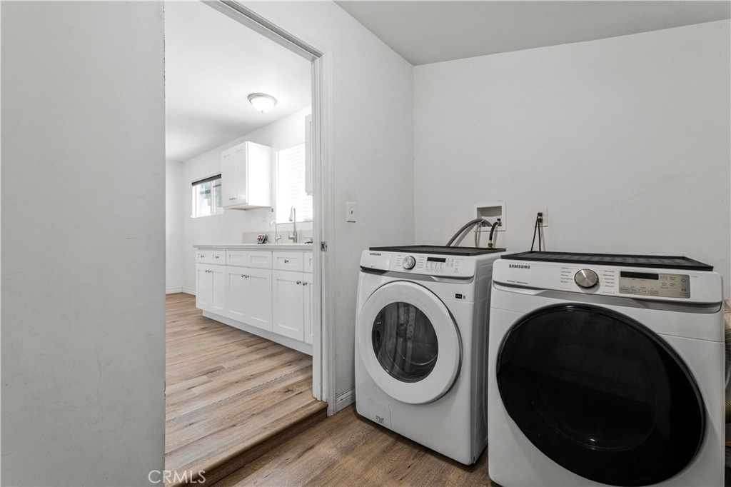 455 E Wilson Street Property Photo 23
