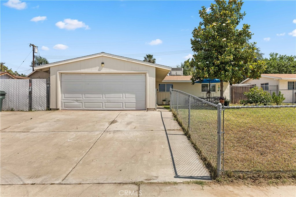26920 14th Street Property Photo 1