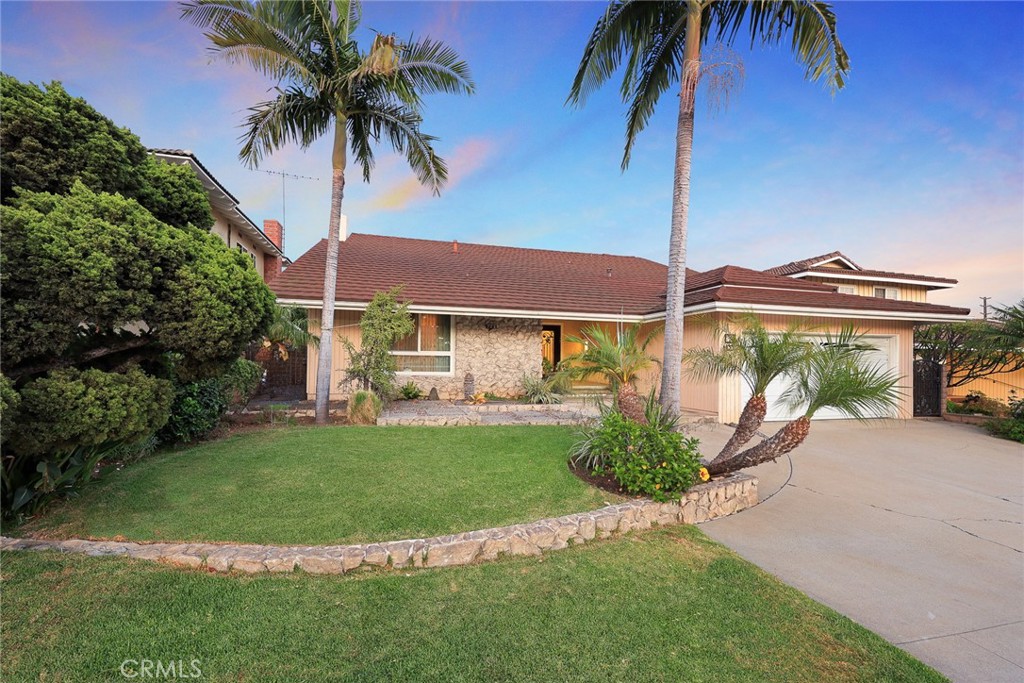 724 N Montebello Boulevard Property Photo 3