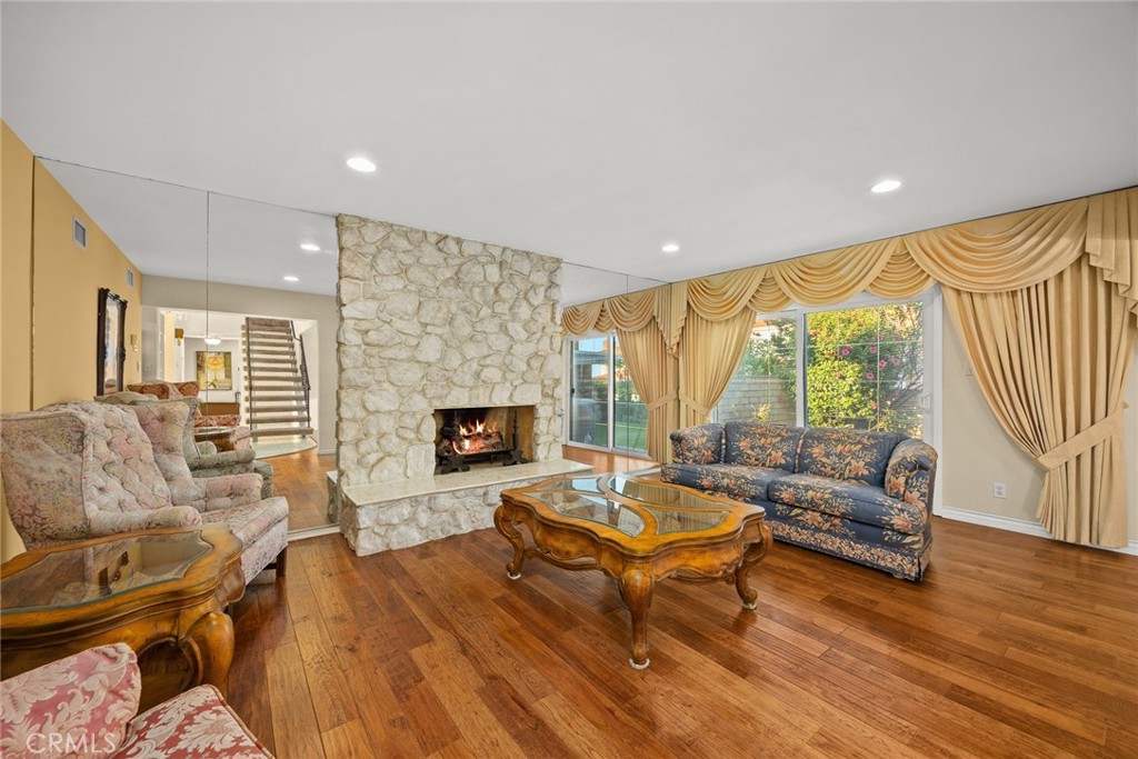 724 N Montebello Boulevard Property Photo 11