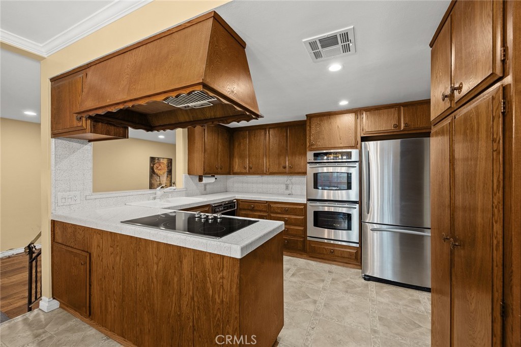 724 N Montebello Boulevard Property Photo 16