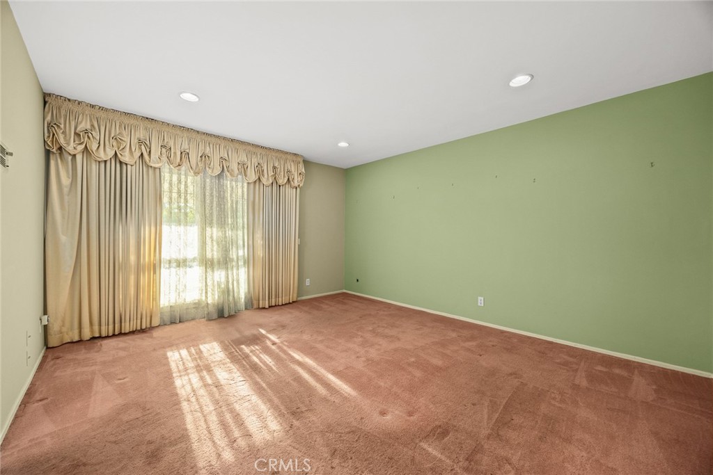 724 N Montebello Boulevard Property Photo 23
