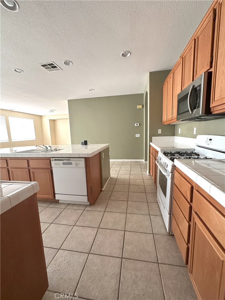 1256 Sunburst Drive Property Photo 13