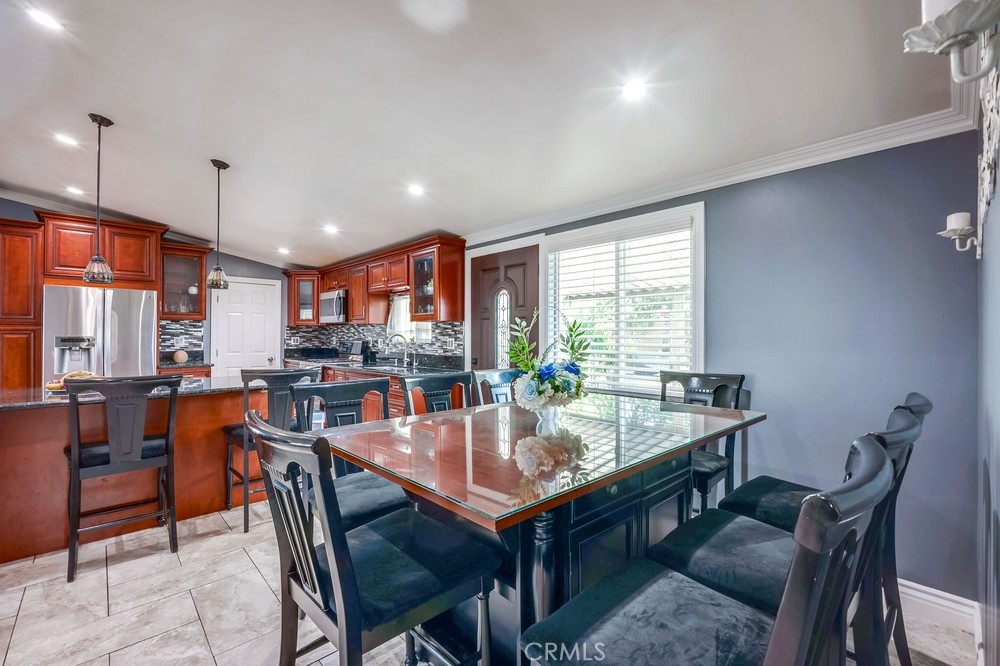 201 S Pennsylvania Avenue 01 Property Photo 8