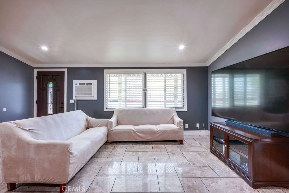 201 S Pennsylvania Avenue 01 Property Photo 10