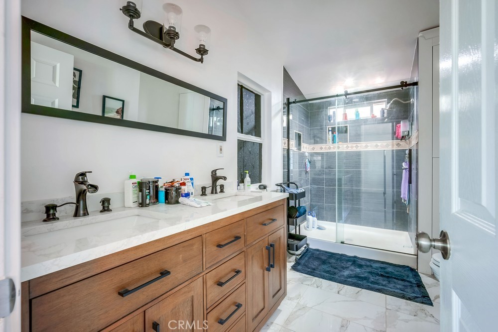 201 S Pennsylvania Avenue 01 Property Photo 13