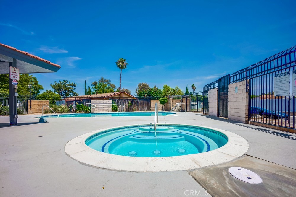 201 S Pennsylvania Avenue 01 Property Photo 21