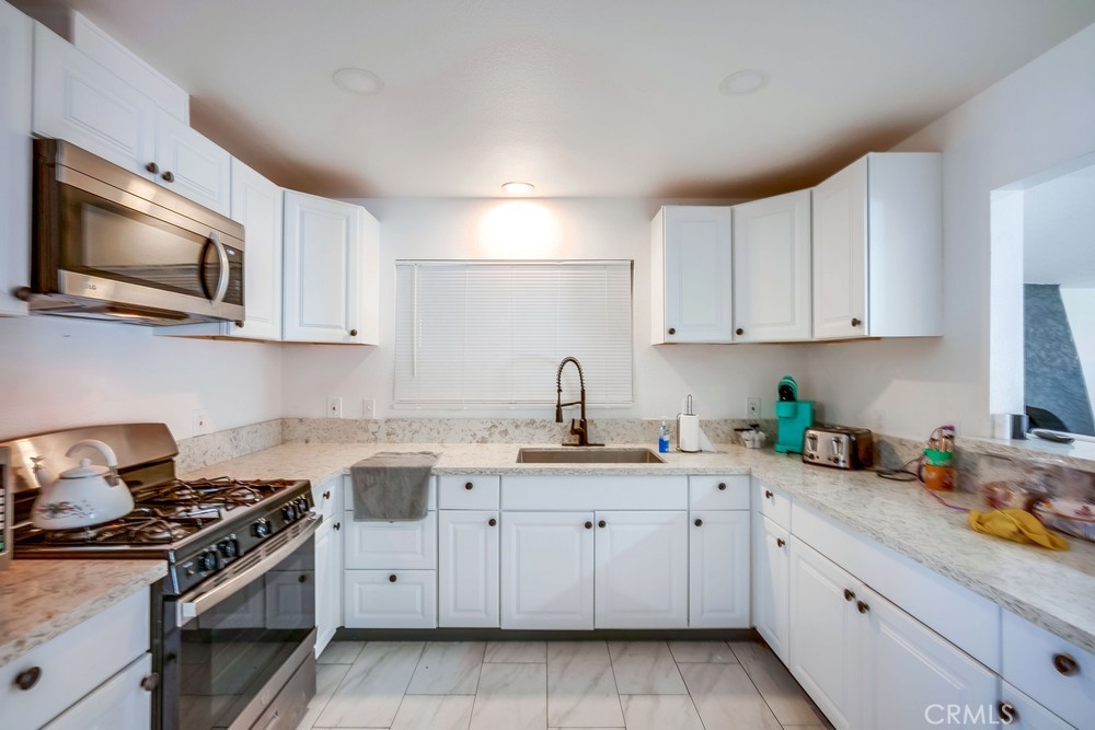 201 S Pennsylvania Avenue 01 Property Photo 25