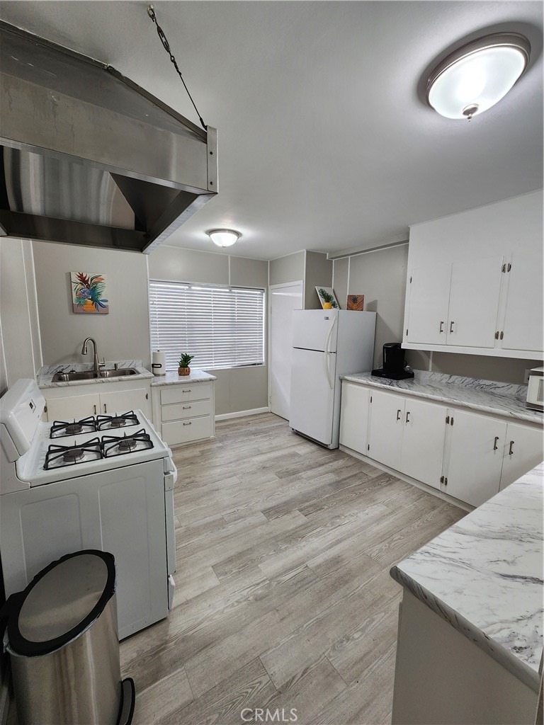 13060 2nd Street 106 Property Photo 33