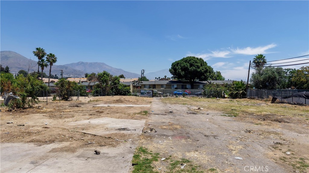 2345 Del Rosa Ave Property Photo 12