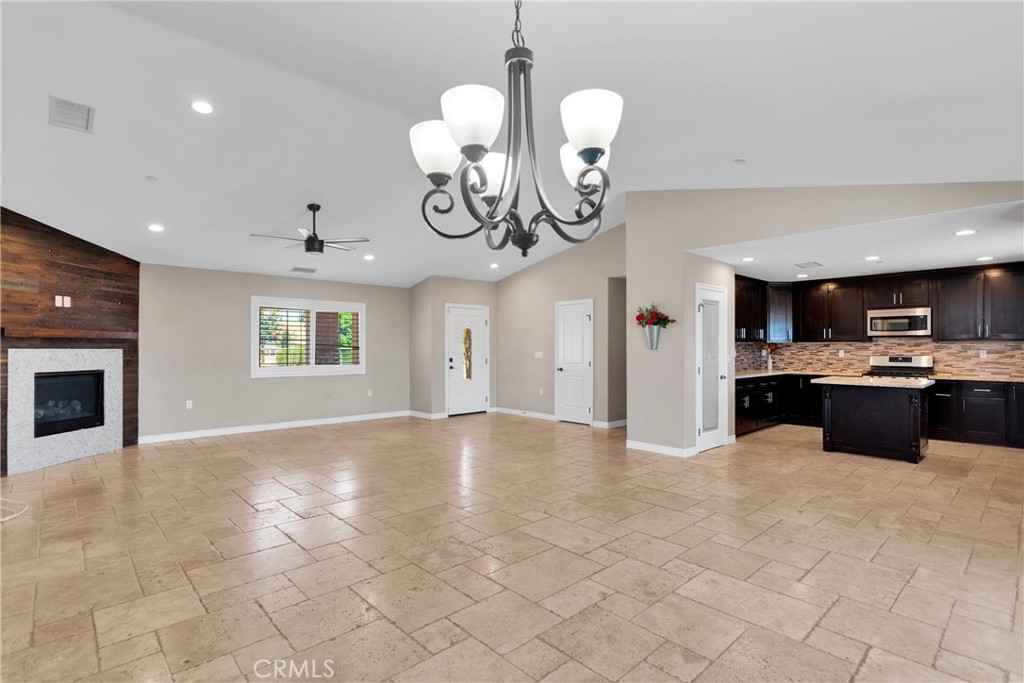 8383 Buckthorn Avenue Property Photo 6
