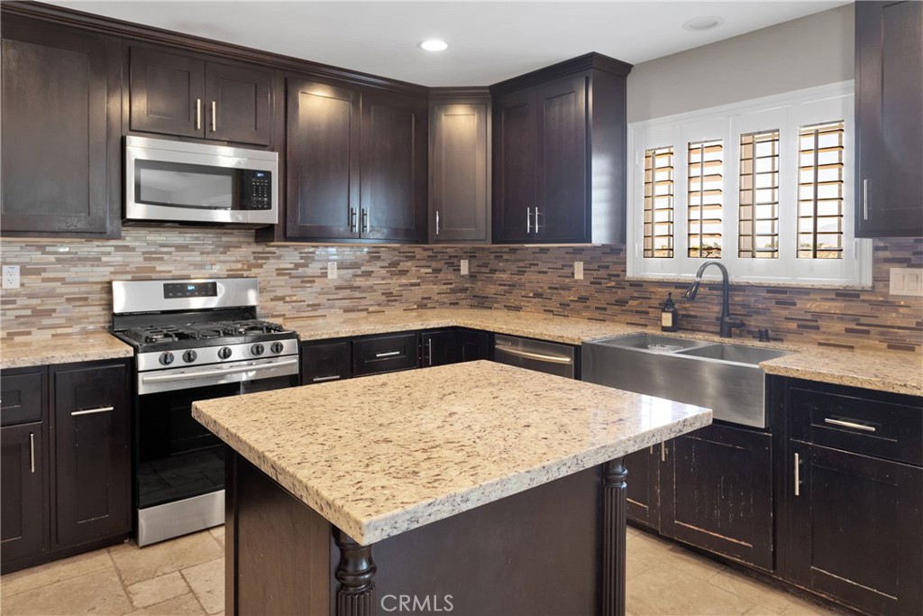8383 Buckthorn Avenue Property Photo 13