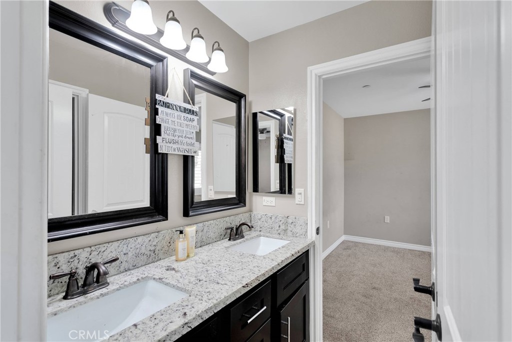 8383 Buckthorn Avenue Property Photo 24