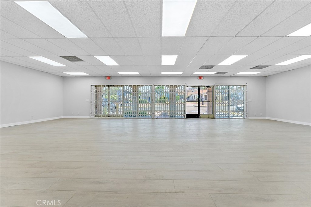 12602 Hadley Street Property Photo 15